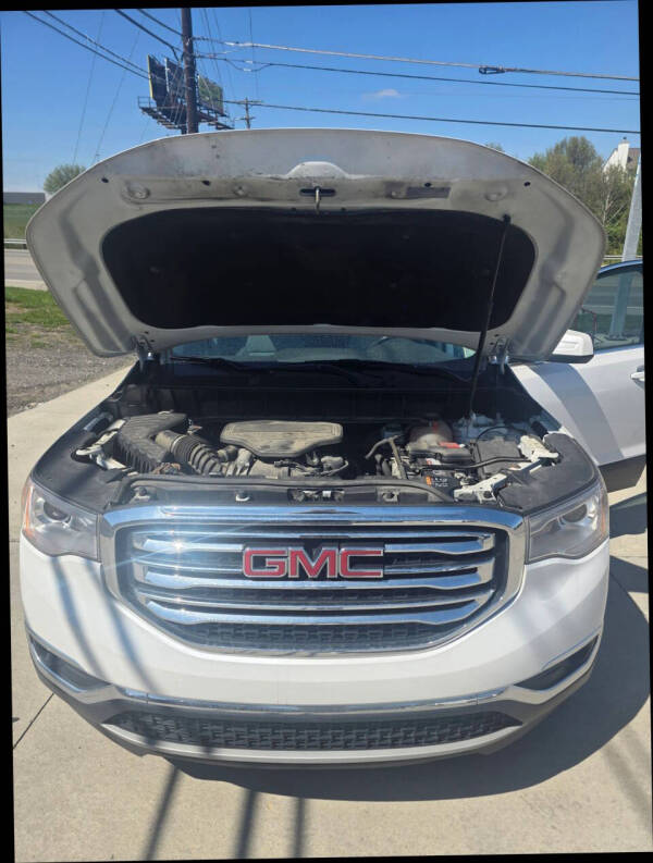 2019 GMC Acadia SLT-1
