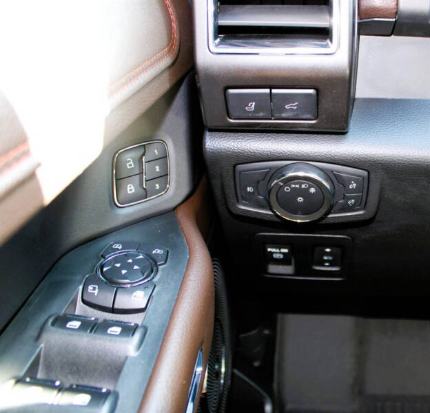 2021 Ford Expedition King Ranch