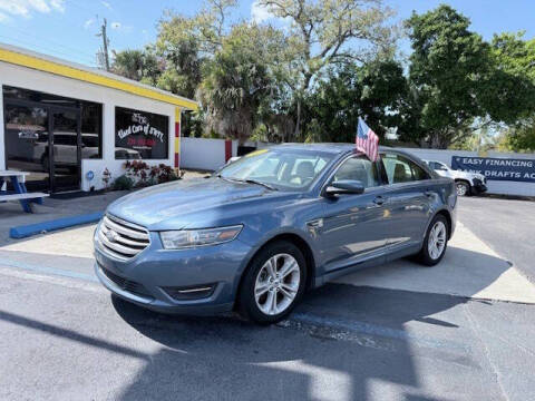 2018 Ford Taurus SEL