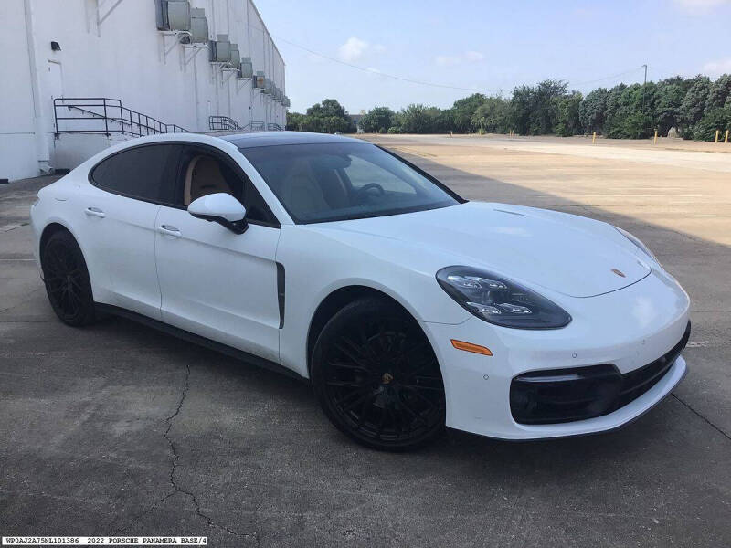 2022 Porsche Panamera