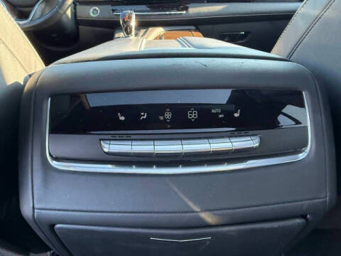 2023 Cadillac Escalade Sport Platinum