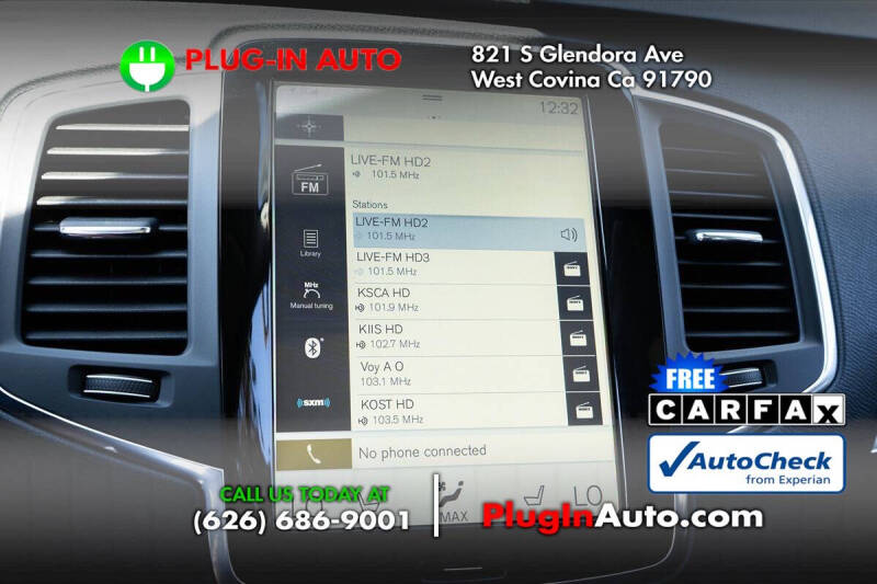 2016 Volvo XC90 T6 Momentum