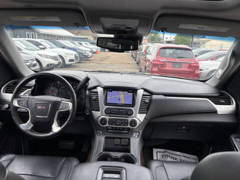 2017 GMC Yukon XL SLT