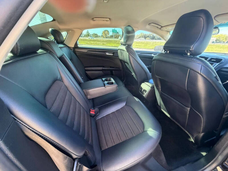 2018 Ford Fusion SE