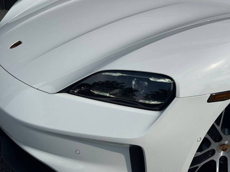 2025 Porsche Taycan