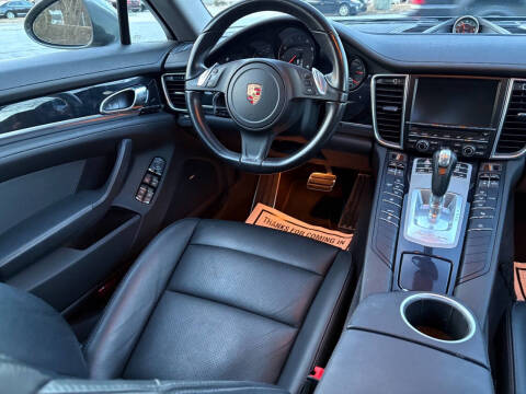 2015 Porsche Panamera