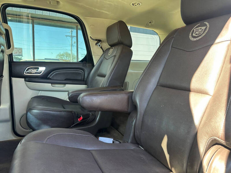 2014 Cadillac Escalade Platinum