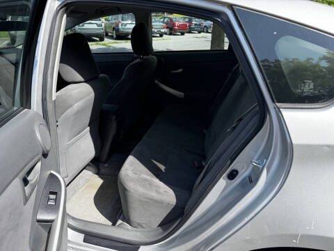 2010 Toyota Prius III