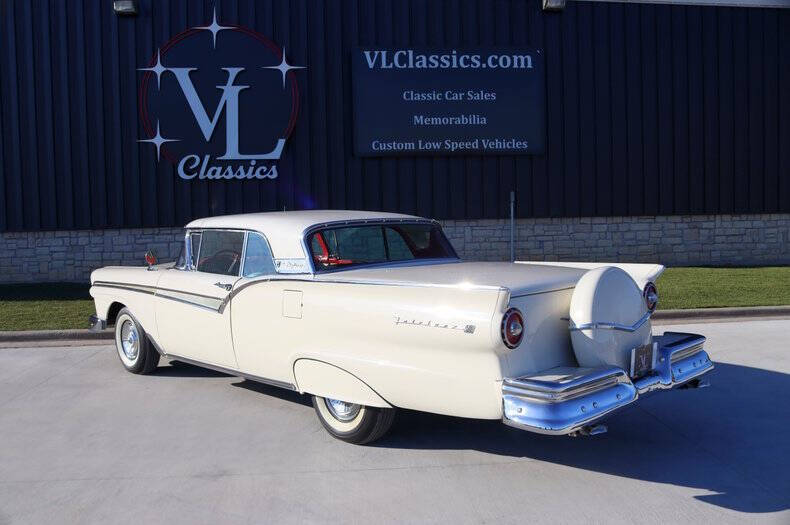 1957 Ford Fairlane