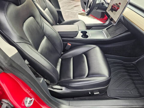 2023 Tesla Model 3 Performance