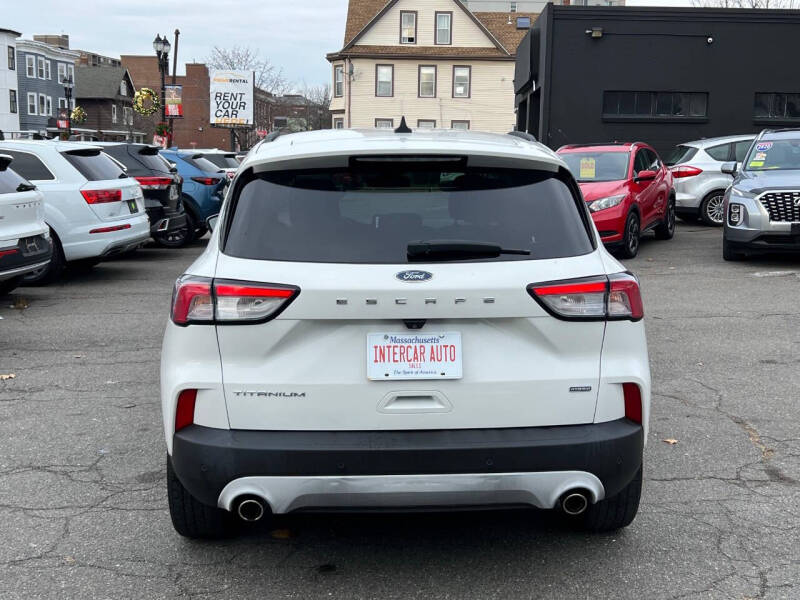 2020 Ford Escape Hybrid Titanium