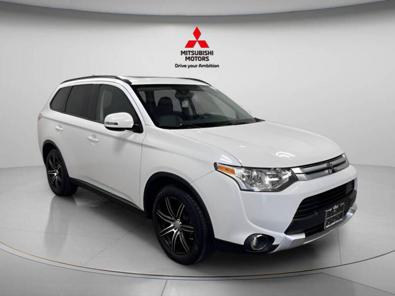 2015 Mitsubishi Outlander SE