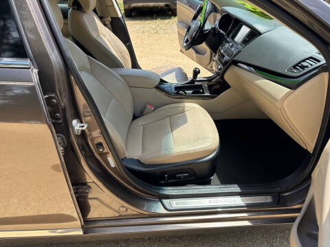 2014 Kia Cadenza Premium