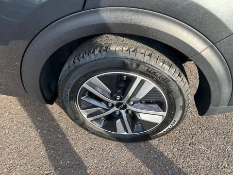 2022 Kia Niro Plug-In Hybrid LXS