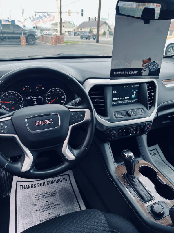 2019 GMC Acadia SLE-1