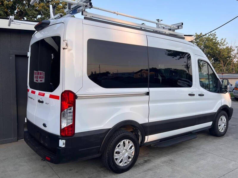 2019 Ford Transit 150 XLT