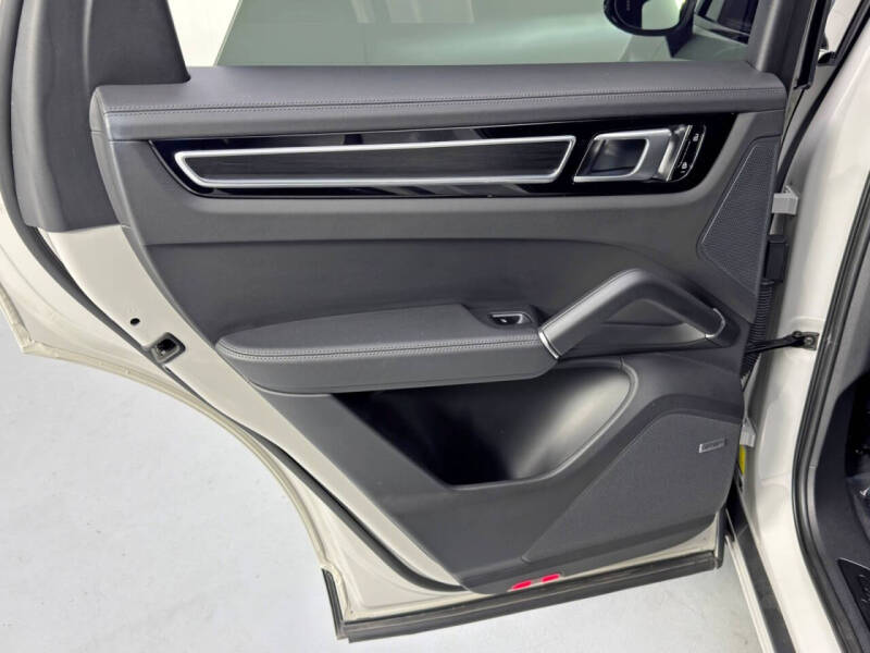 2021 Porsche Cayenne GTS