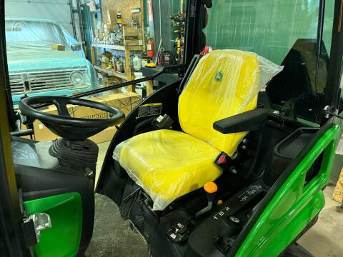 2022 John Deere 1025R