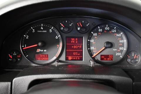 2003 Audi RS 6 quattro