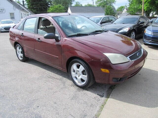 2006 Ford Focus for sale at St. Mary Auto Sales in Hilliard OH