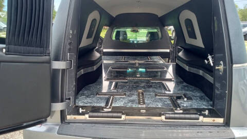 2011 Cadillac DTS Pro Coachbuilder Limo