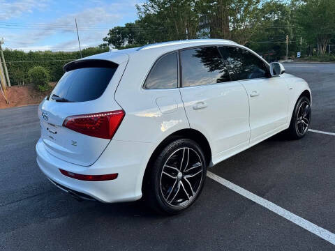 2012 Audi Q5 3.2 quattro Premium Plus