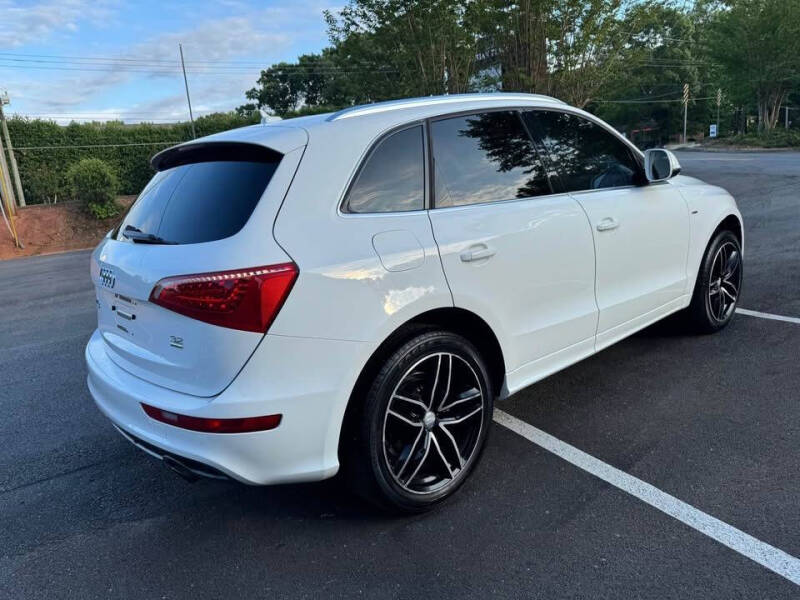 2012 Audi Q5 3.2 quattro Premium Plus