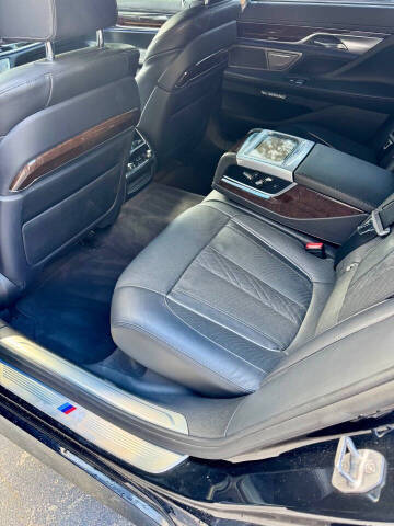 2016 BMW 7 Series 740i