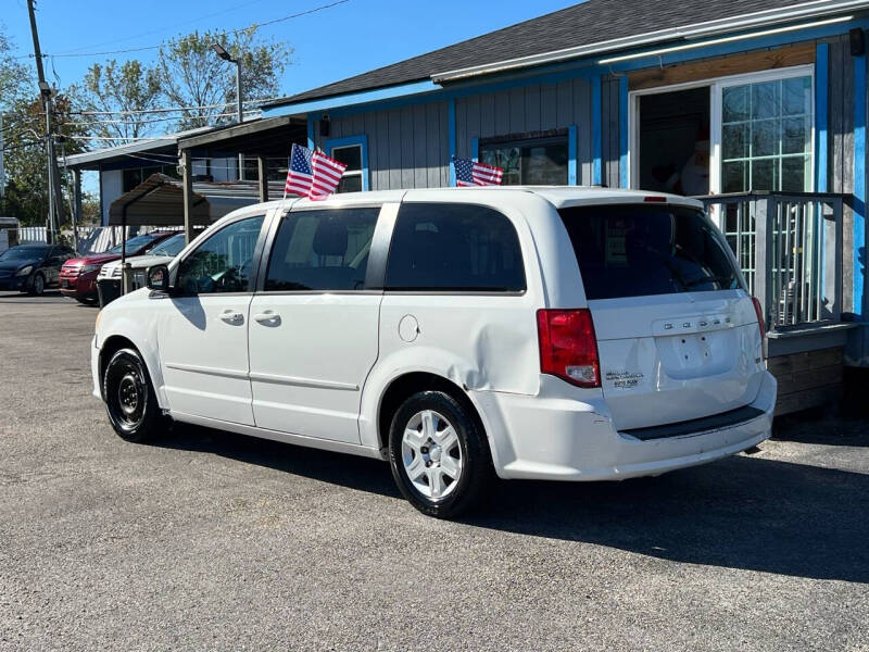 2011 Dodge Grand Caravan Express