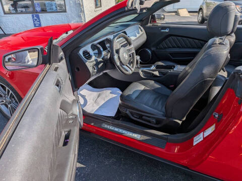 2012 Ford Mustang V6