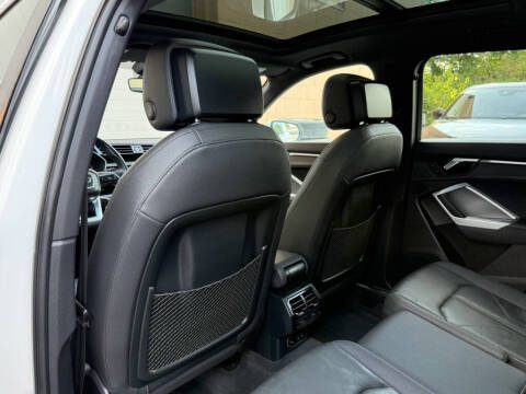 2020 Audi Q3 quattro Premium 45 TFSI