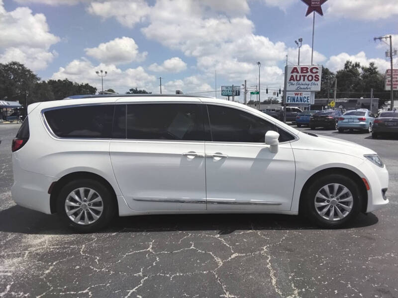 2018 Chrysler Pacifica Touring L