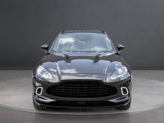 2023 Aston Martin DBX