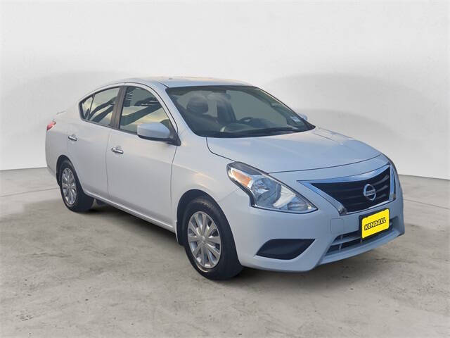 2018 Nissan Versa