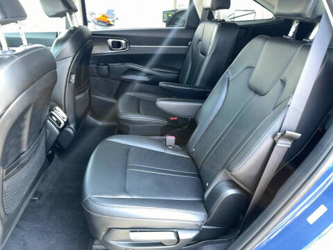2025 Kia Sorento EX