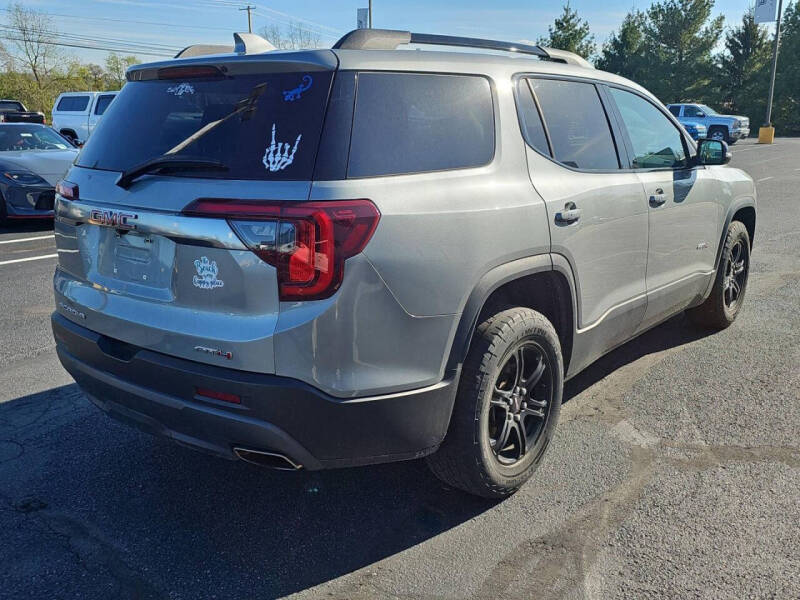 2023 GMC Acadia AT4