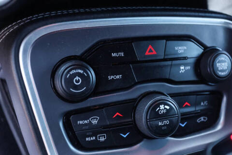 2019 Dodge Challenger SXT