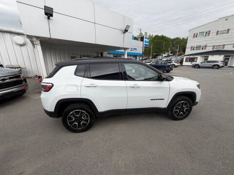 2025 Jeep Compass Trailhawk