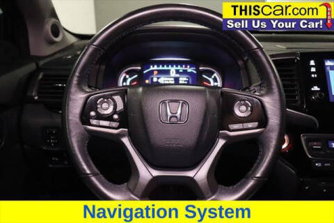 2019 Honda Pilot Touring w/Rear Captain's Chairs