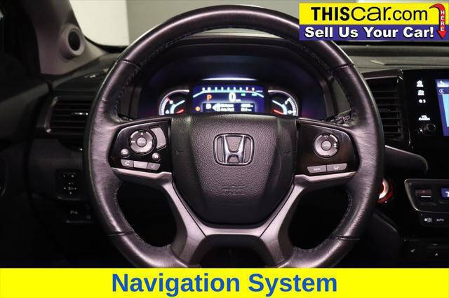 2019 Honda Pilot Touring w/Rear Captain's Chairs