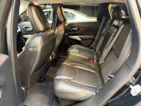 2018 Jeep Cherokee Latitude Plus