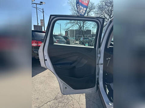 2019 Ford Escape S