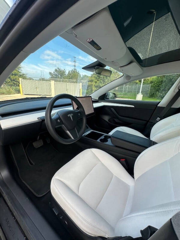 2021 Tesla Model 3 Standard Range Plus