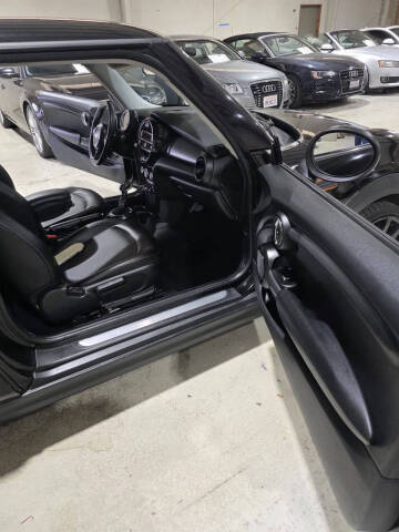 2015 MINI Hardtop 2 Door Cooper