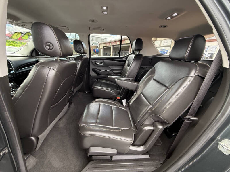 2020 Chevrolet Traverse LT Leather