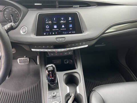 2023 Cadillac XT4 Sport