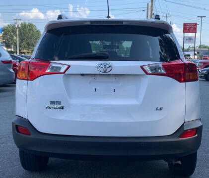 2015 Toyota RAV4 LE