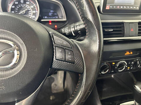 2015 Mazda MAZDA3 i Touring