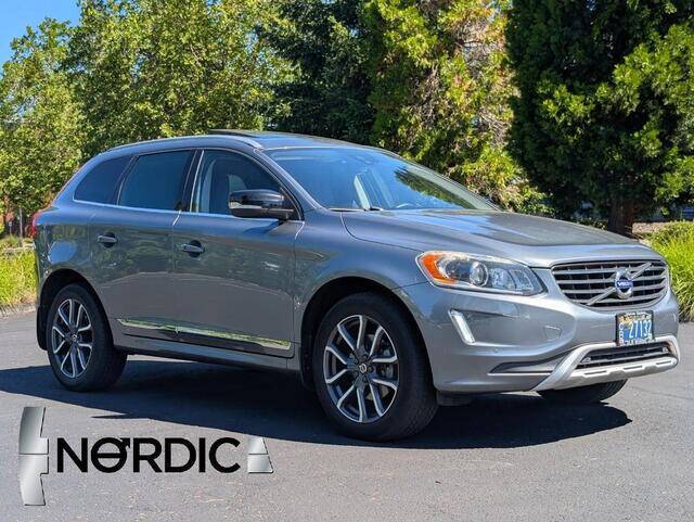 2017 Volvo XC60 T6 Dynamic