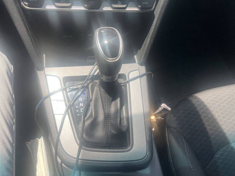 2020 Hyundai Elantra